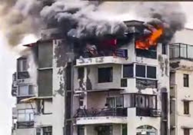 Dwarka Apartment fire